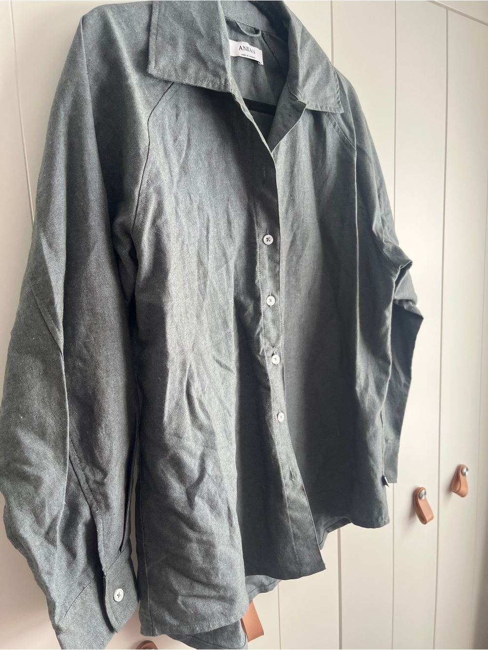Anian Women’s Haro Button-Down Shirt Made In Canada